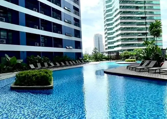 Hotel Zayn Woody Staycation Manille
